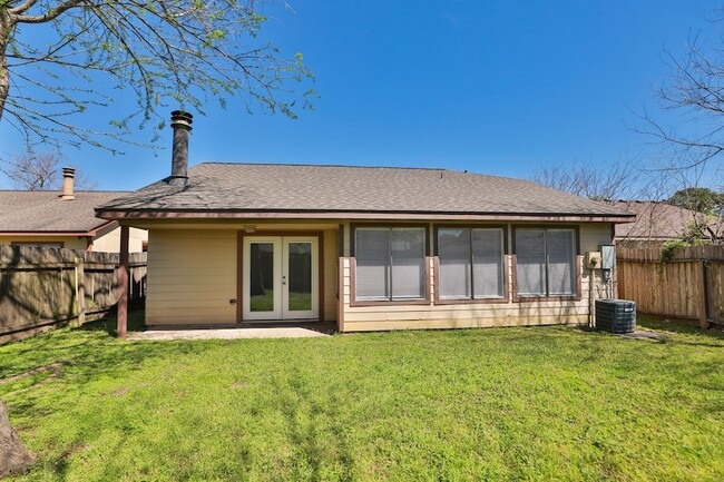 Building Photo - 19319 Cypress River Dr