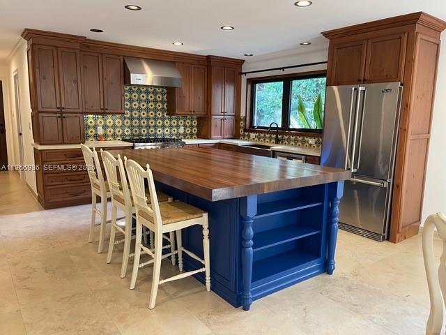 Building Photo - 721 Tibidabo Ave