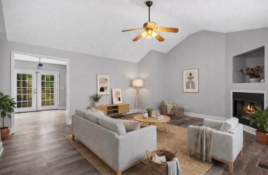 Building Photo - 124 Levi Dr