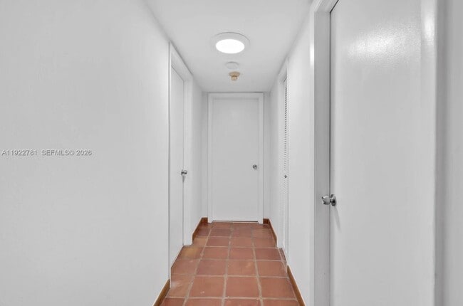 Building Photo - 3001 SW 1st Ave