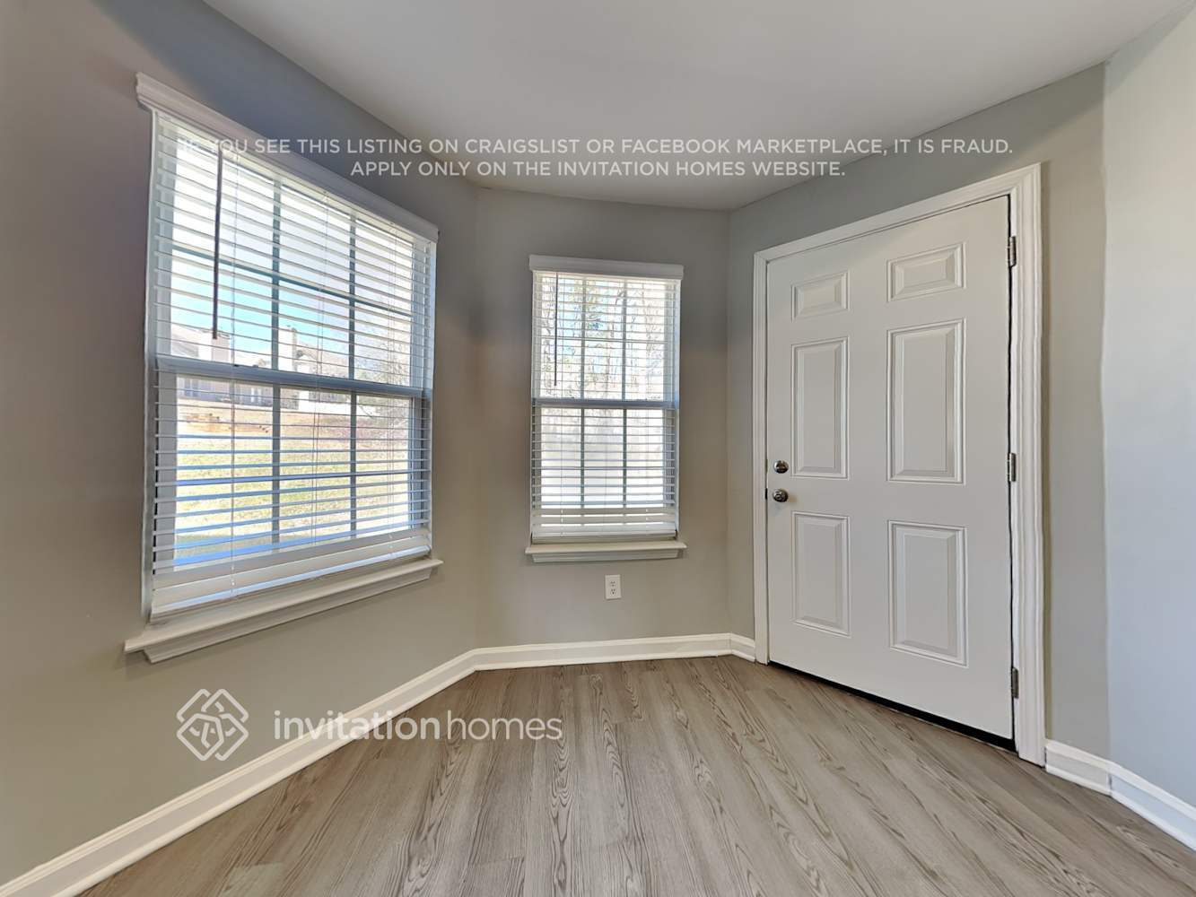 Building Photo - 323 Viceroy Curve