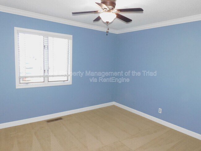 Building Photo - 620 Walker Ave