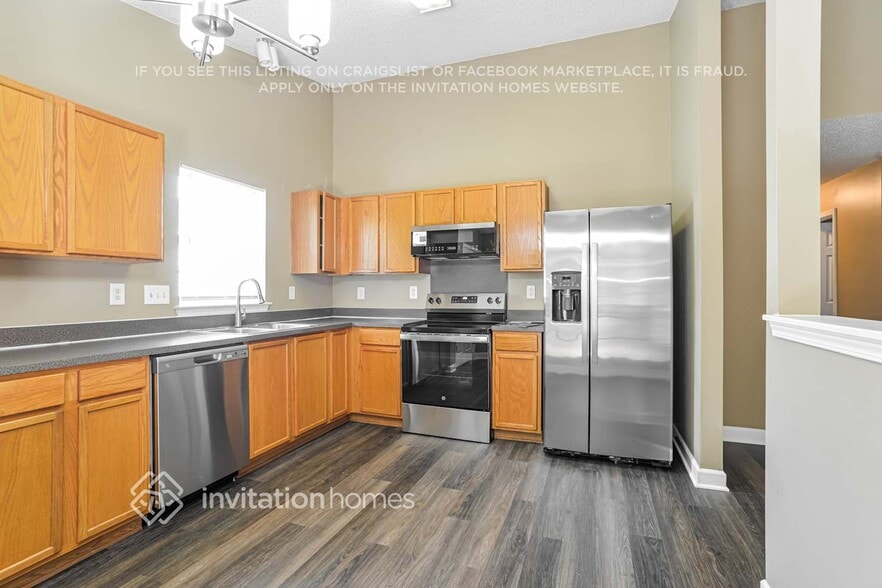Building Photo - 843 Anchor Way NE
