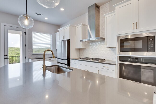 Building Photo - 265 Moonlit Stream Pass