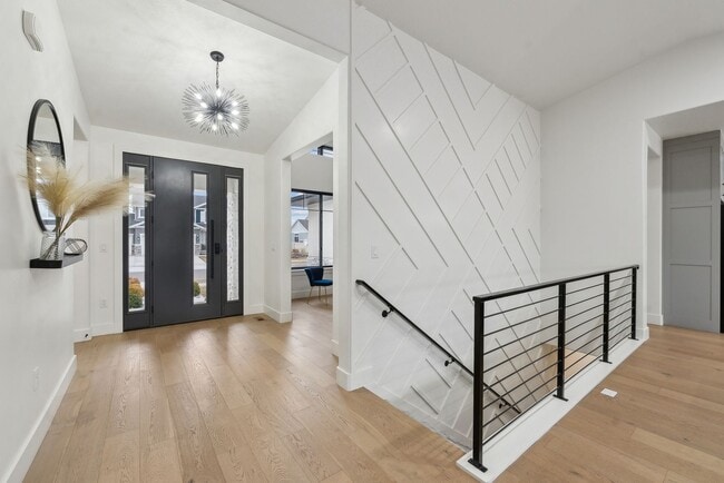 Building Photo - Stunning Single Family Home In Beautiful N...