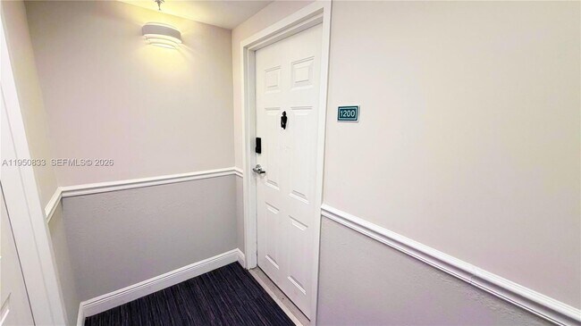 Building Photo - 2301 SW 27th Ave