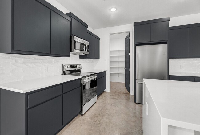 Building Photo - 3008 Alpha Wolf Ct