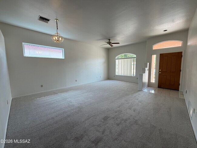 Building Photo - 8852 E Desert Verbena Pl