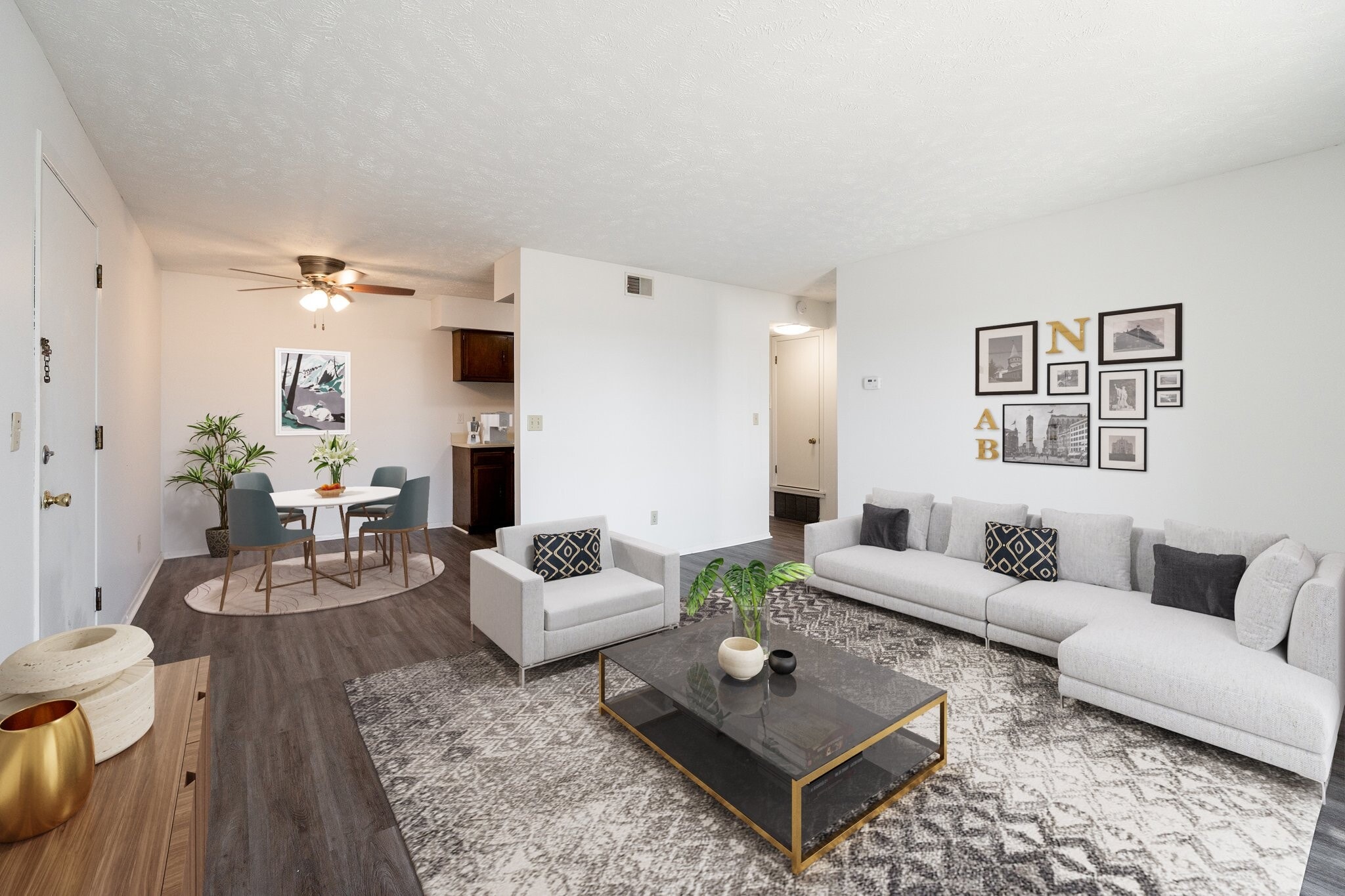 Building Photo - 2506 S 72nd Ct