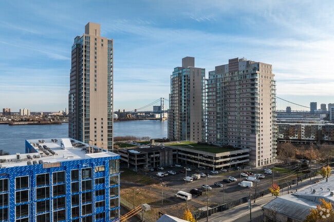 Building Photo - Waterfront Square