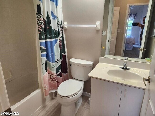 Building Photo - 2496 Orchid Bay Dr