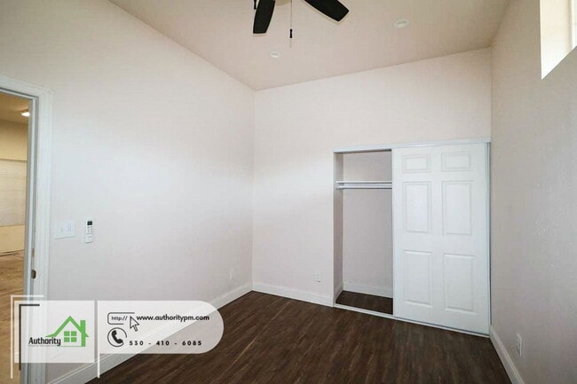 Building Photo - 4561 Moyvane Dr