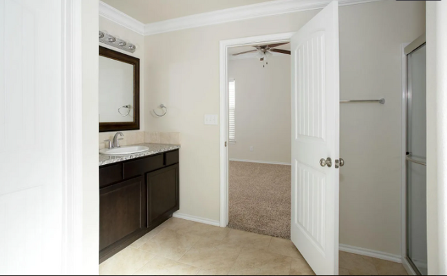 Building Photo - 9704 Rockwood Dr