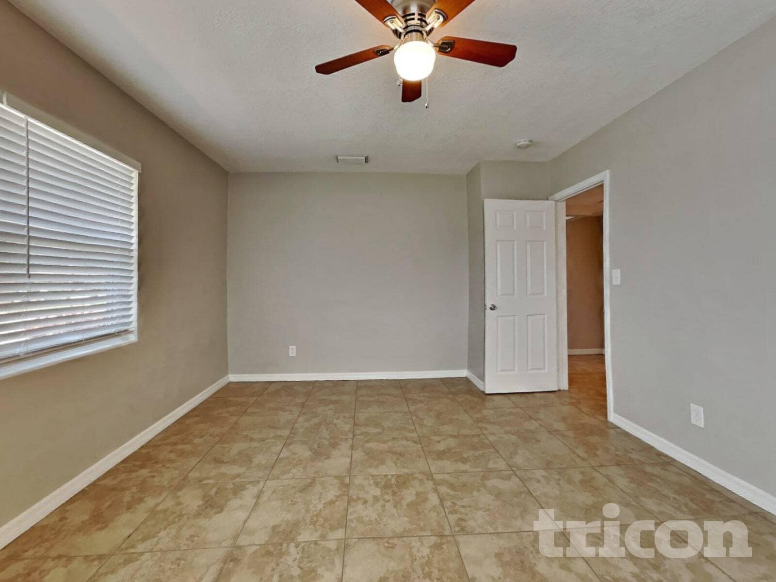 Building Photo - 1253 Jasmine Way