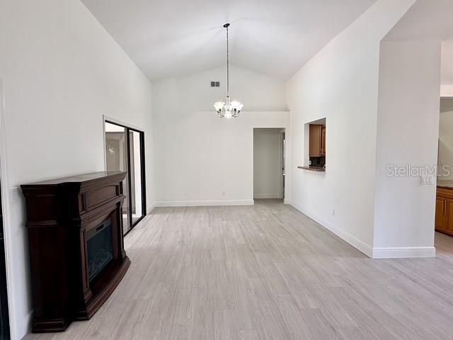 Building Photo - 553 Walnut Grove Pl
