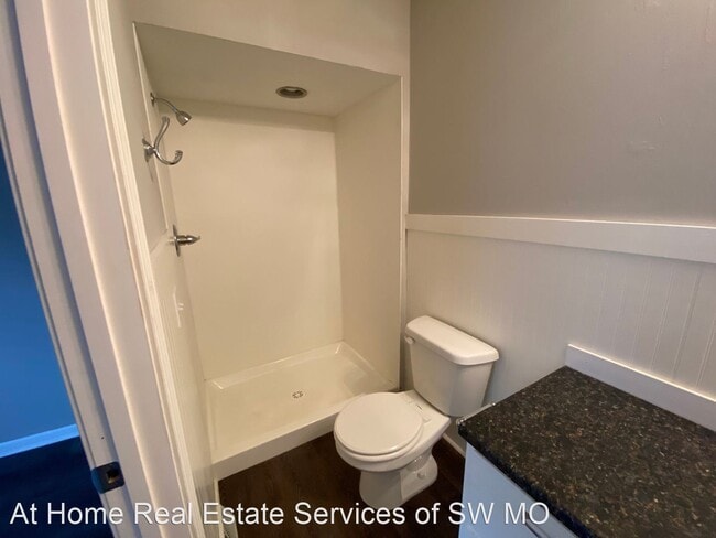 Building Photo - 851-857 S Crutcher Ave