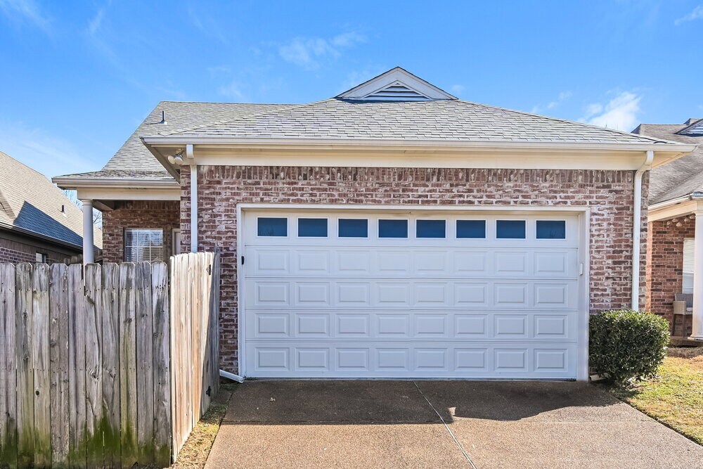 Building Photo - 8698 Macon Rd