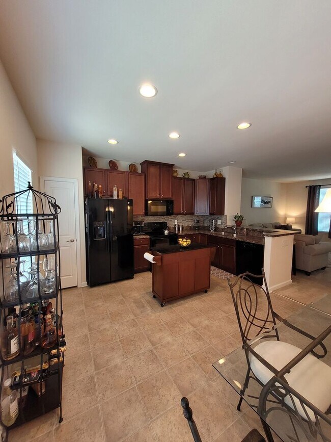 Building Photo - 7508 Luminary Dr