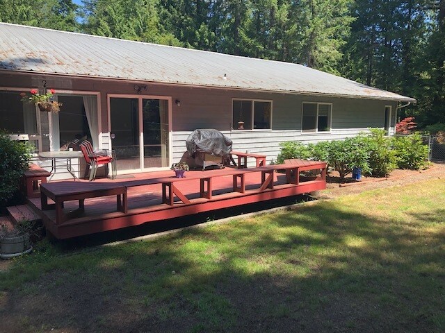 Building Photo - 7600 NW Wildcat Lake Rd