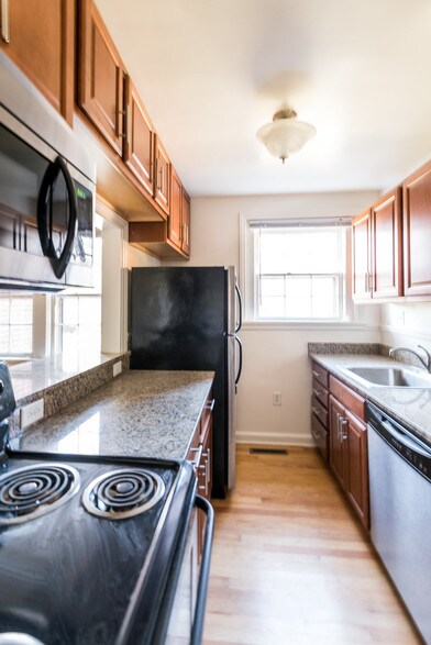 Building Photo - Kent Road Apartments