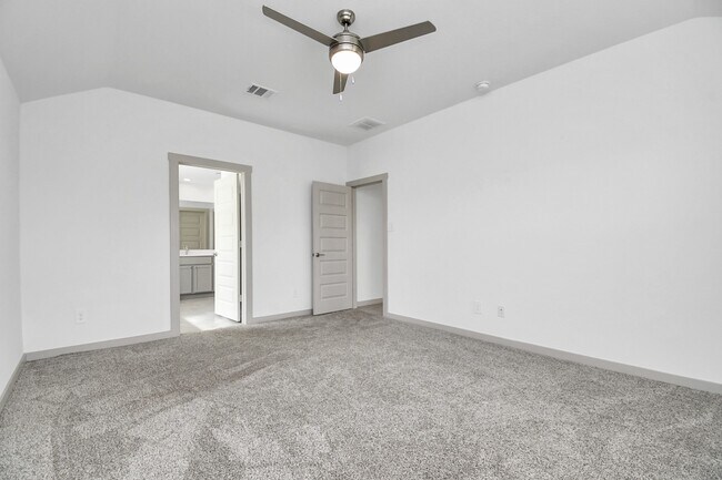 Building Photo - 3943 Canyon Shore Ln