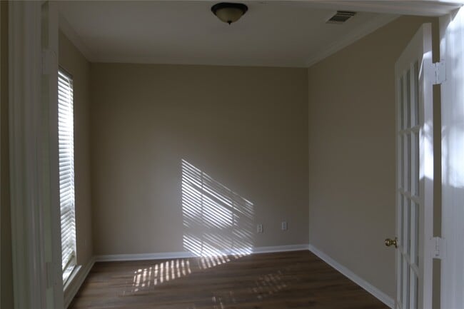 Building Photo - 1751 Heddon Falls Dr