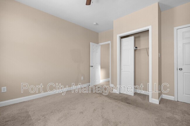 Building Photo - 2534 McCulloh St