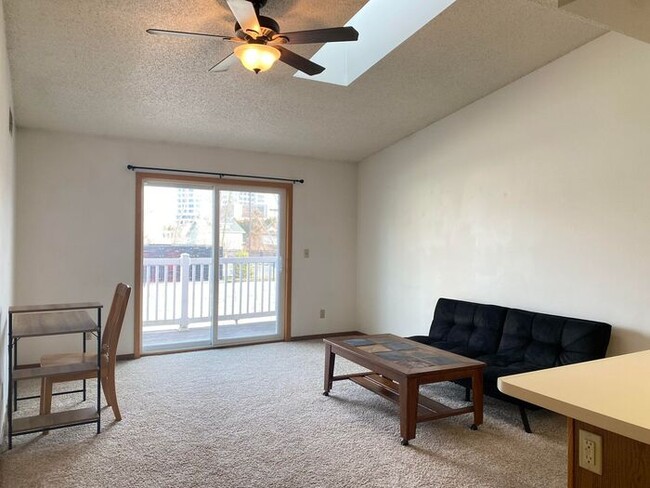 Building Photo - $1,650 | 2 Bedroom, 2 Bathroom Condo | Fur...