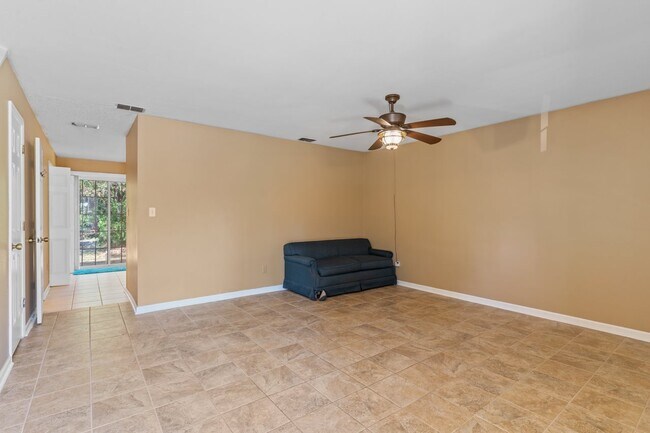 Building Photo - 2372 Gregory Dr