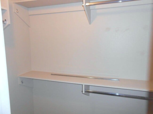 Building Photo - Spacious 2 bedroom Condo in Canyon Lake Community