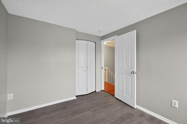 Building Photo - 3602 Castle Terrace