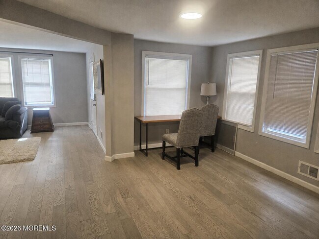 Building Photo - 155 Norwood Ave