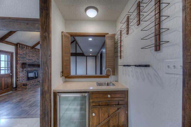 Building Photo - 24322 S Beulah Cove