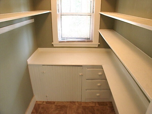 Building Photo - 49 Marlboro St