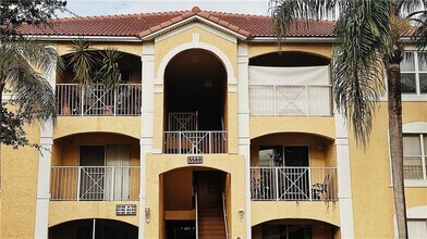 Building Photo - 5580 NW 61st St