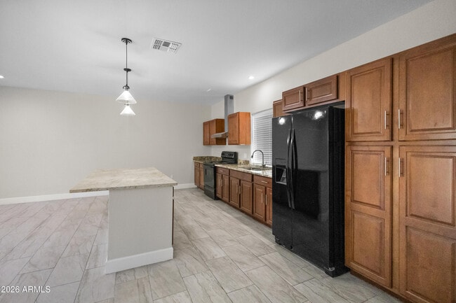 Building Photo - 7631 N 59th Ln