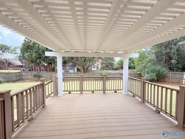 Building Photo - 106 Teal Park Ln