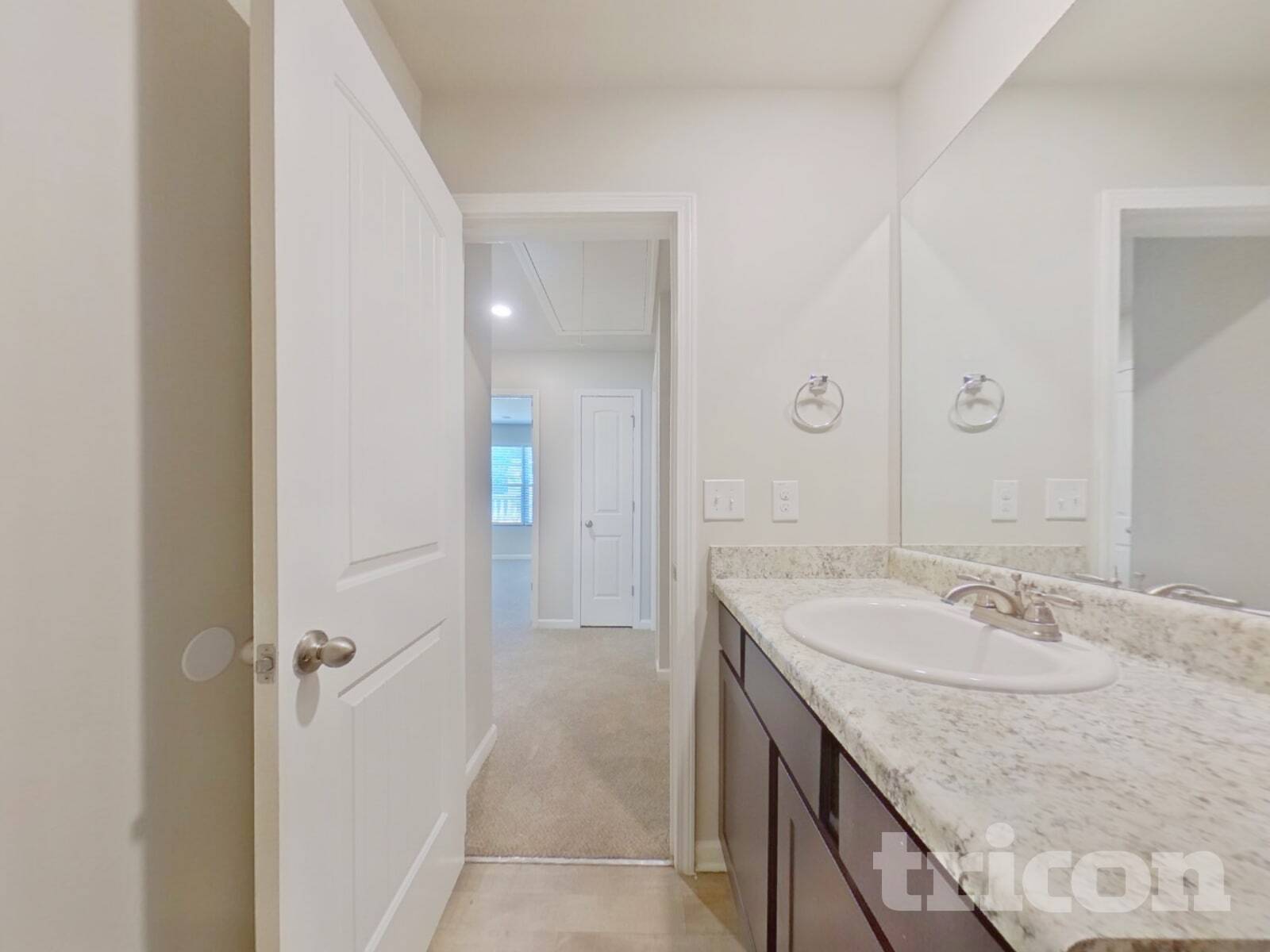 Building Photo - 1027 Summer Cypress Dr