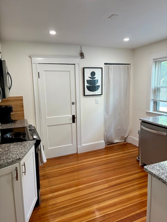 Building Photo - 44 Hillsdale St