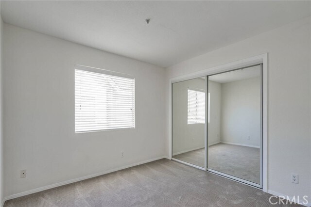 Building Photo - 2213 Marshallfield Ln