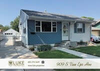 Building Photo - 909 S Van Eps Ave