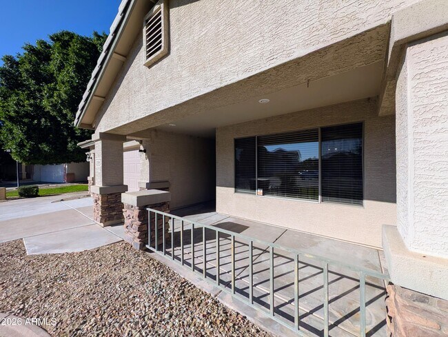 Building Photo - 11134 W Windsor Ave