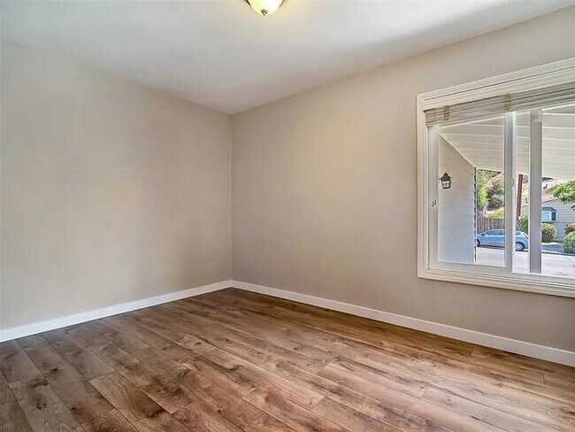Building Photo - 5902 Baja Dr