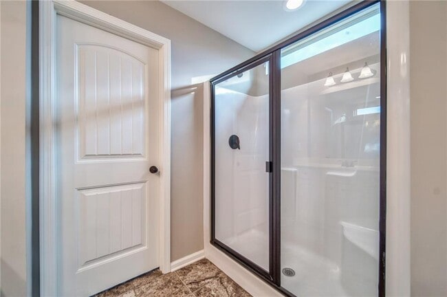 Building Photo - 4914 Whisper Creek Ct