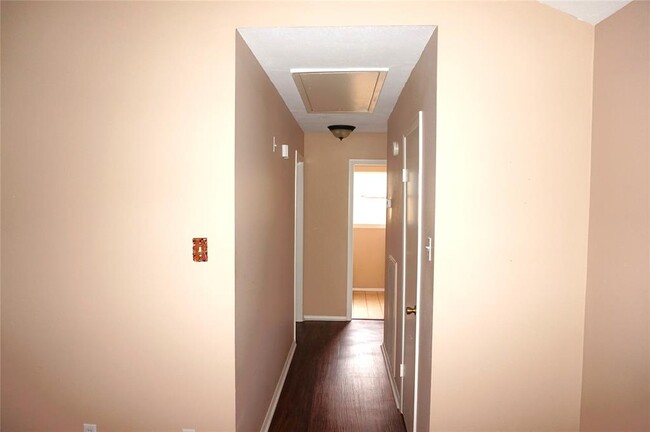 Building Photo - 3718 Glade Forest Dr