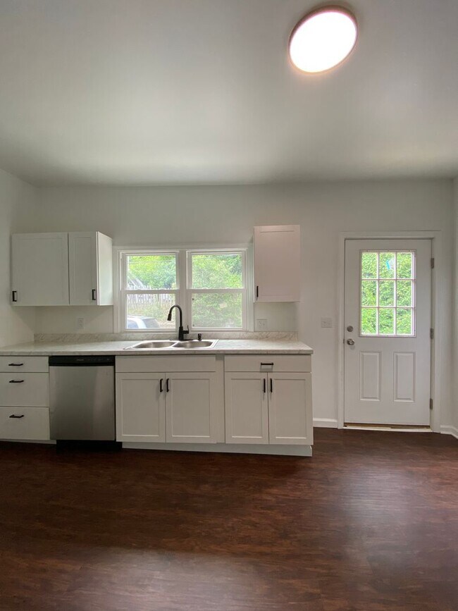 Building Photo - Available July 2026 - Completely renovated 3 bedroom home!