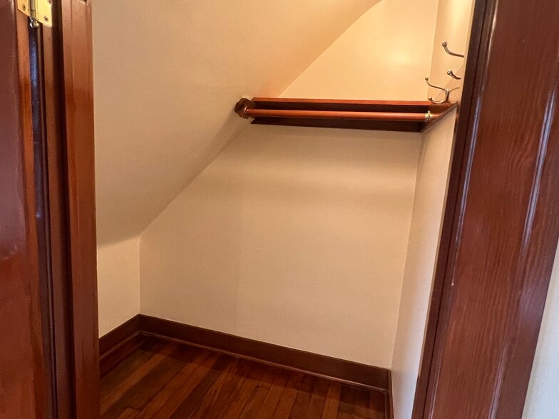 Building Photo - 2232 Juliet St