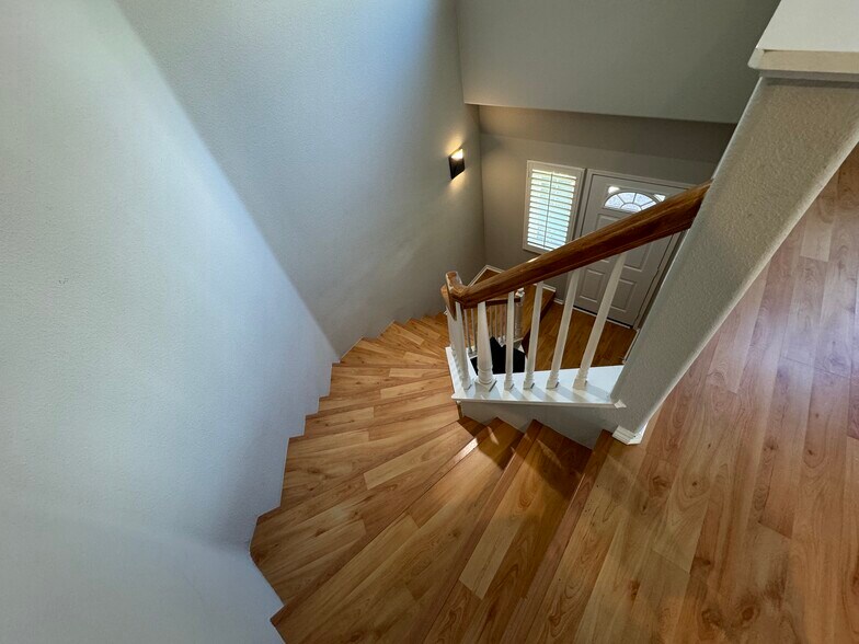 Building Photo - 11964 Tivoli Park Row