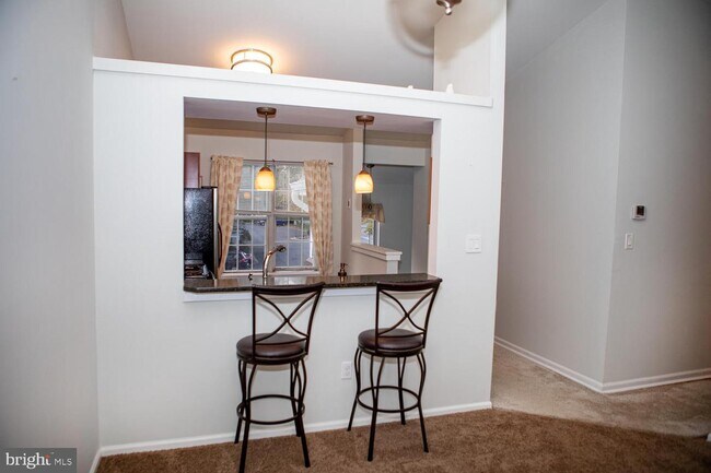 Building Photo - 2852 Yarling Ct