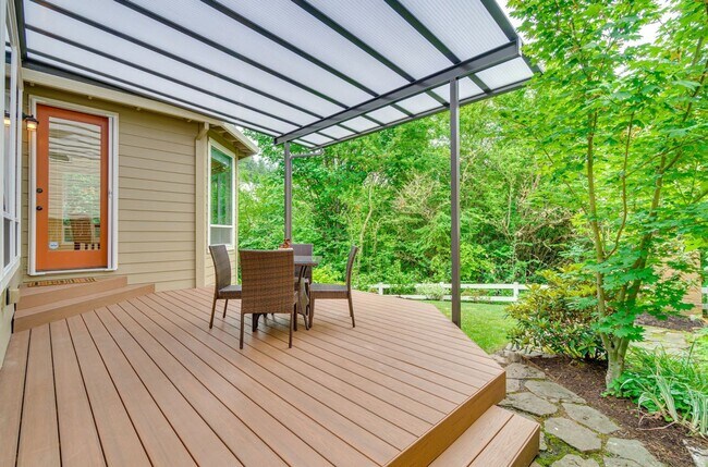 Building Photo - Stunning Bethany Home with 3,111 Sq Ft, Four Bedrooms + Dedicated Office & Covered Backyard Deck